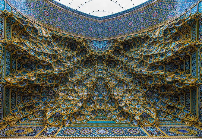 beautiful-mosque-ceiling-110__880-1_670