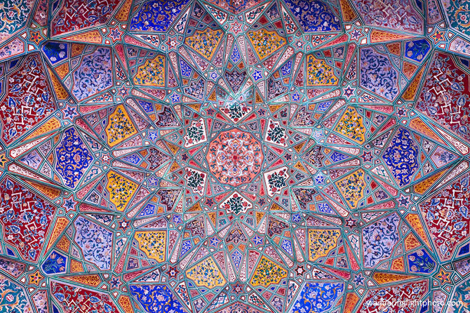 beautiful-mosque-ceiling-251__880_670