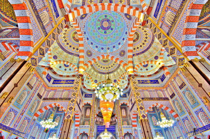 beautiful-mosque-ceiling-44__880_670
